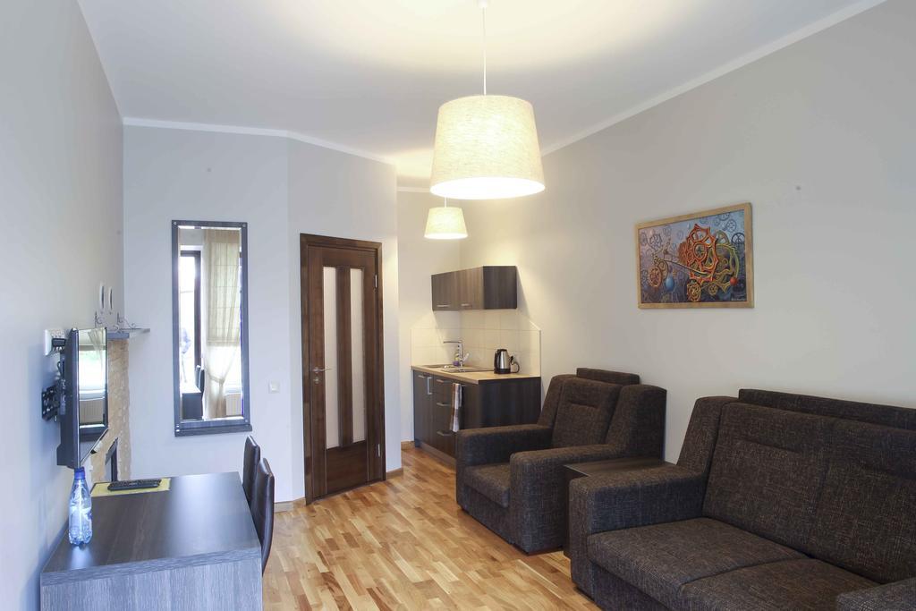 Meness Apartamenti Cēsis Esterno foto