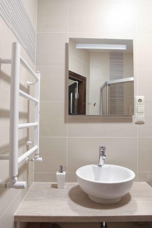 Meness Apartamenti Cēsis Esterno foto